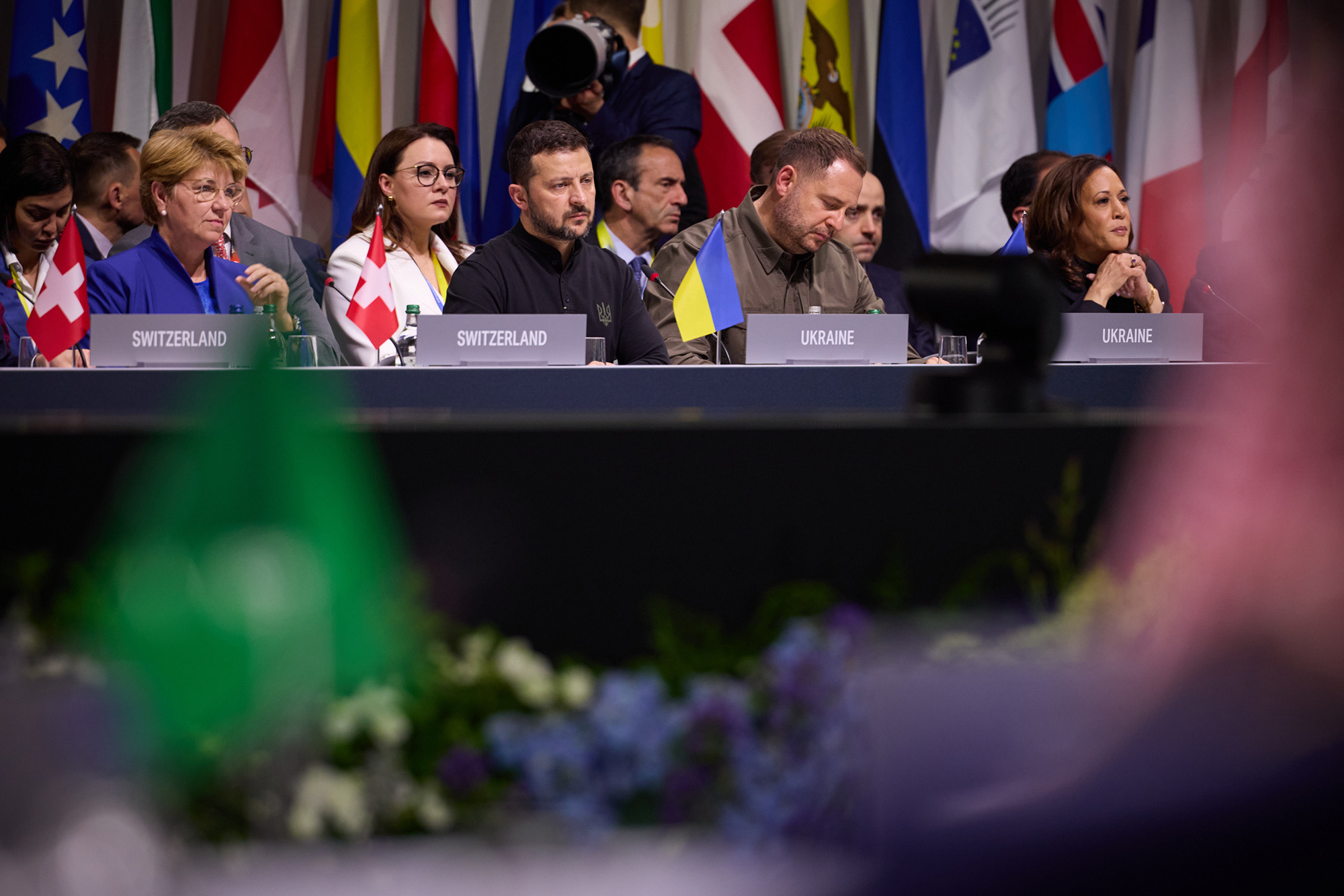 &quot;Переговоры&quot;, Трамп и конец войны. К чему Зеленский готовит Украину и какой у него план